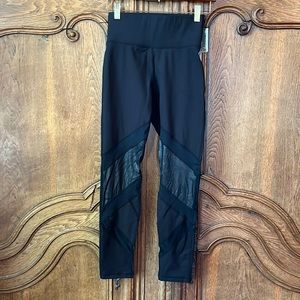 Cut the Frills Black Leggings New with tags